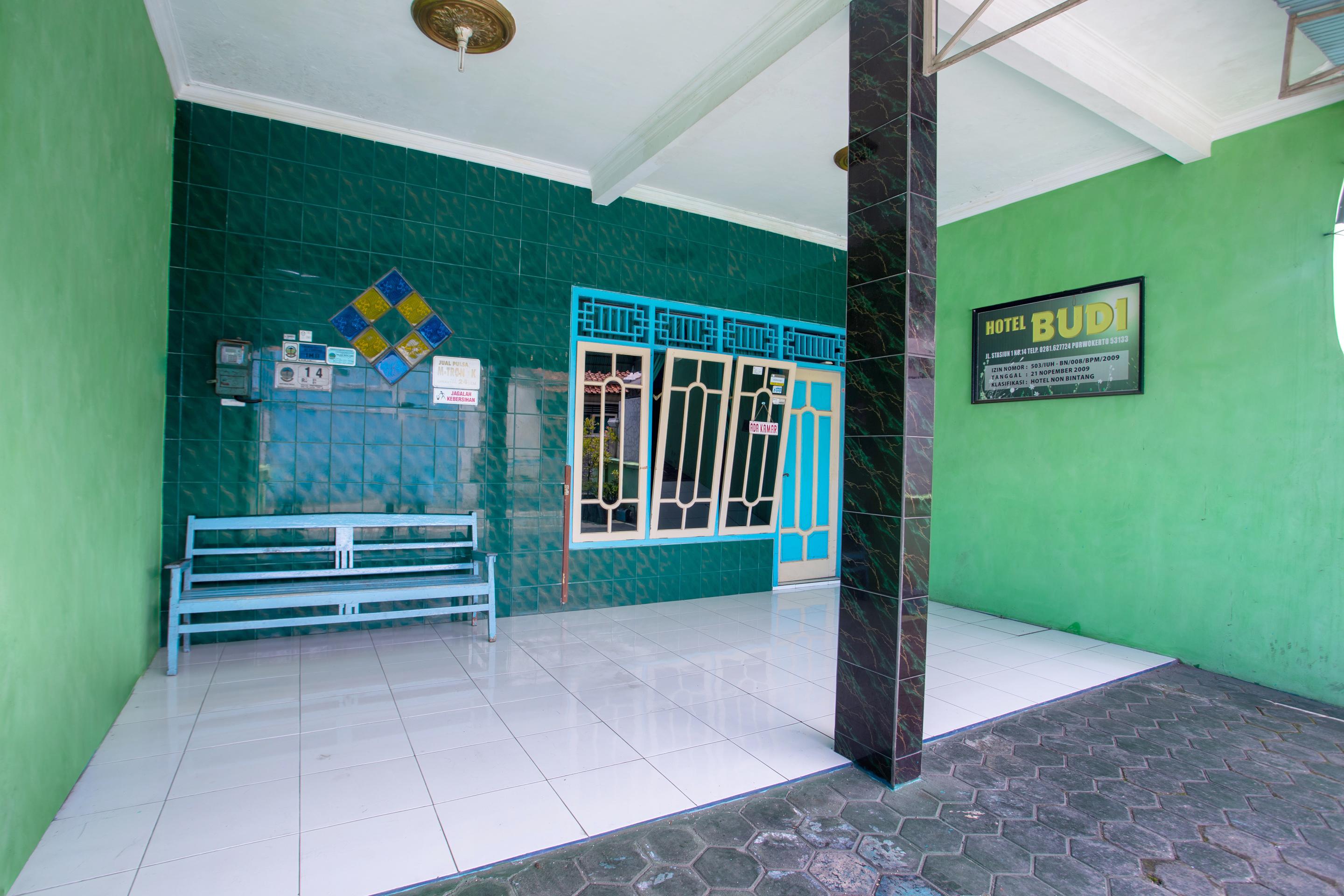 Spot On 2871 Hotel Budi Purwokerto Eksteriør billede