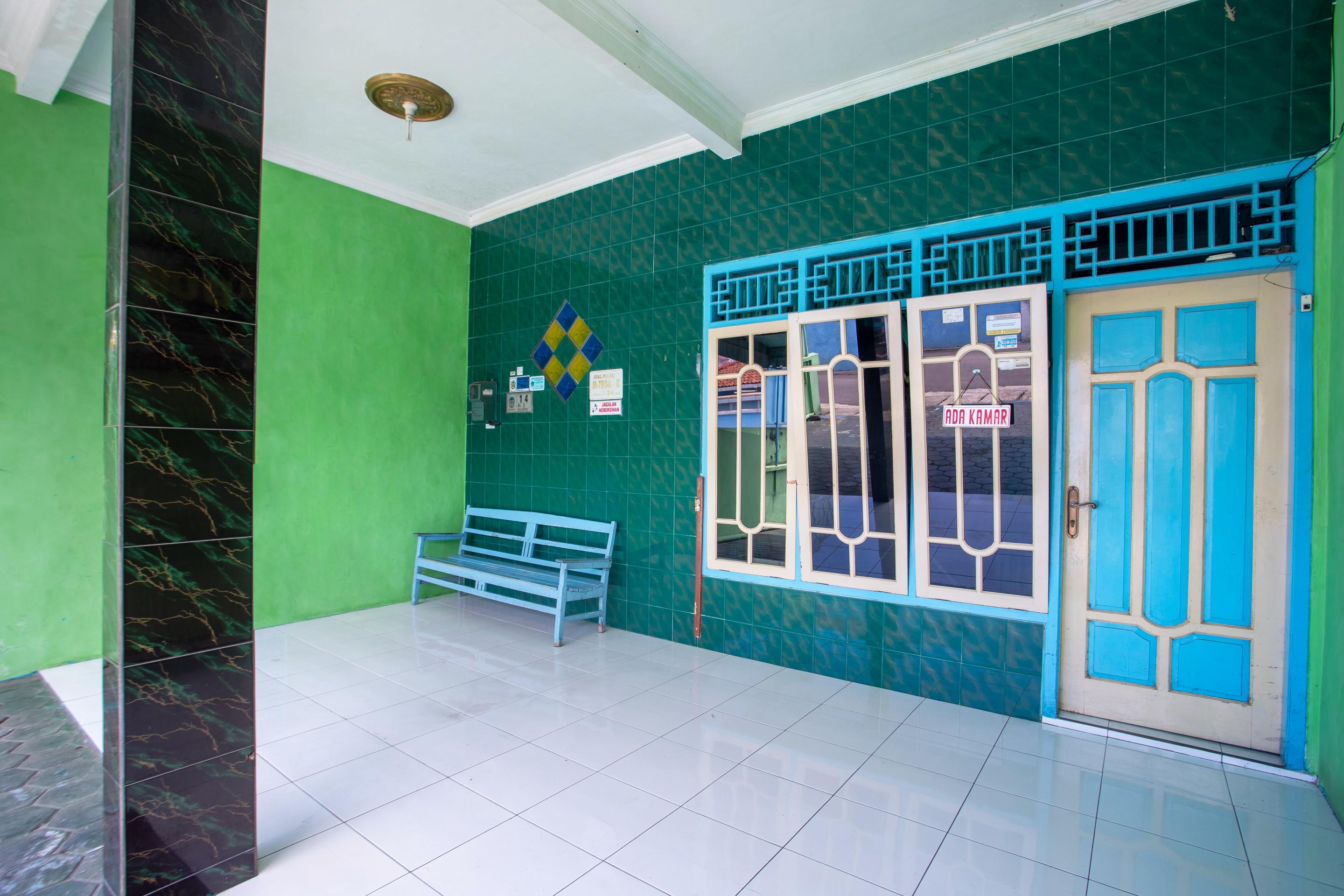 Spot On 2871 Hotel Budi Purwokerto Eksteriør billede