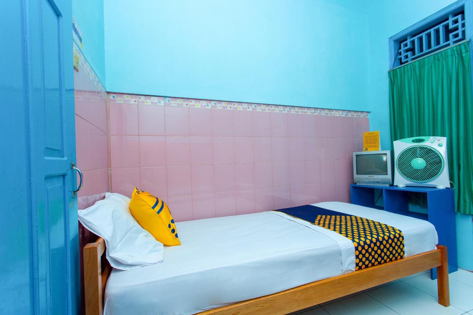 Spot On 2871 Hotel Budi Purwokerto Eksteriør billede